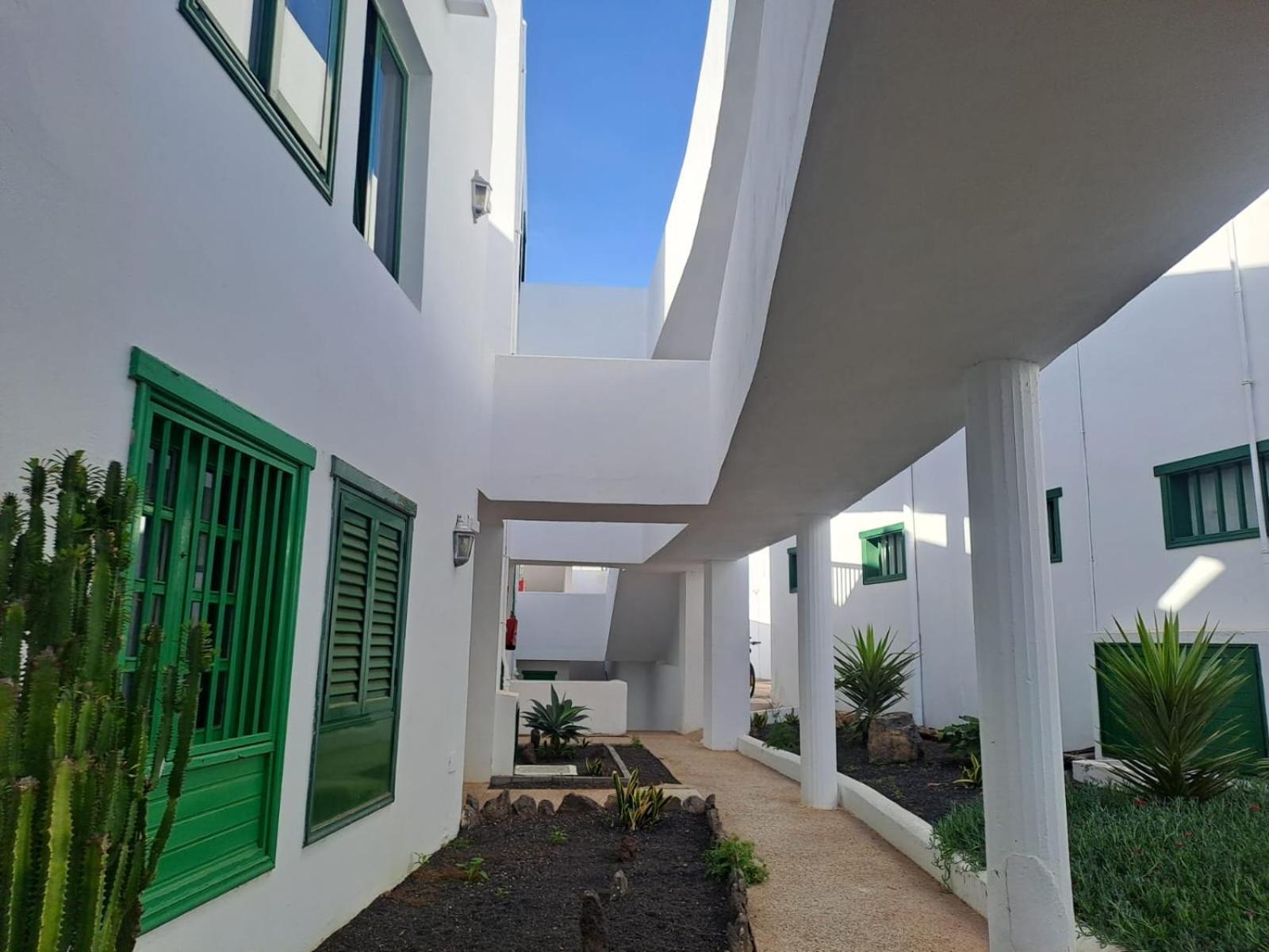 Azul Tuscan Playa Y Piscina Costa Teguise Exterior foto