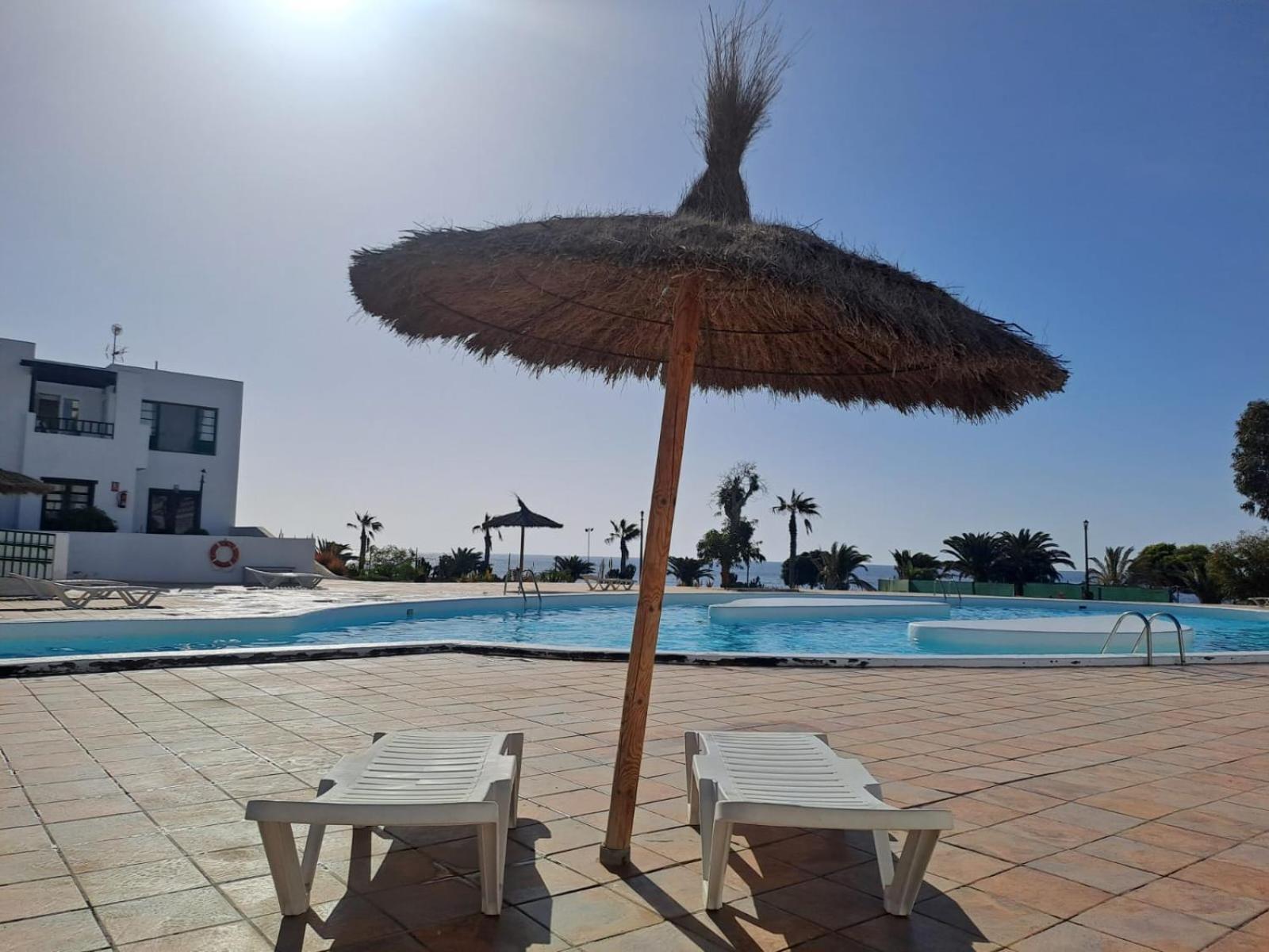 Azul Tuscan Playa Y Piscina Costa Teguise Exterior foto