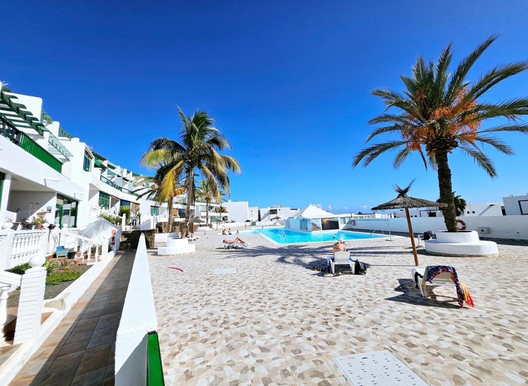 Azul Tuscan Playa Y Piscina Costa Teguise Exterior foto